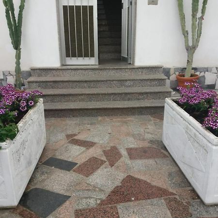 Appartamenti Naxos 지아르디니낙소스 외부 사진