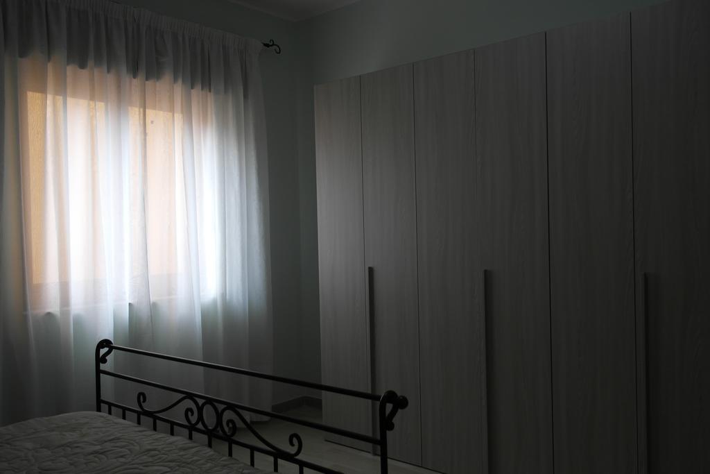 Appartamenti Naxos 지아르디니낙소스 외부 사진