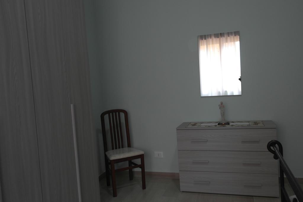 Appartamenti Naxos 지아르디니낙소스 외부 사진