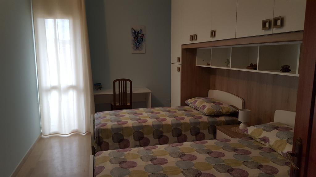 Appartamenti Naxos 지아르디니낙소스 외부 사진